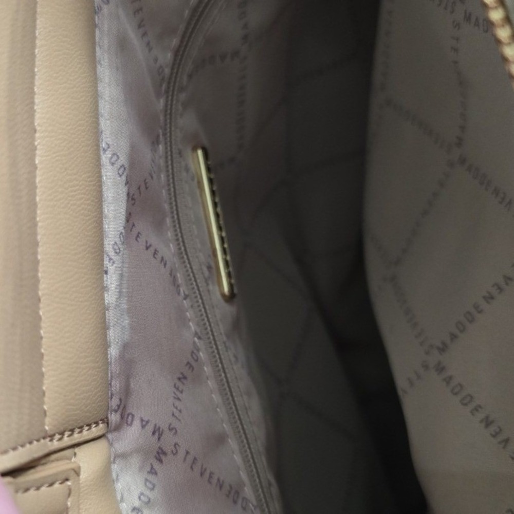 Steve Madden Quilted Tote Bag Womens Large Tan Excellent‎ Scarf Chain Detail - Picture 7 of 16